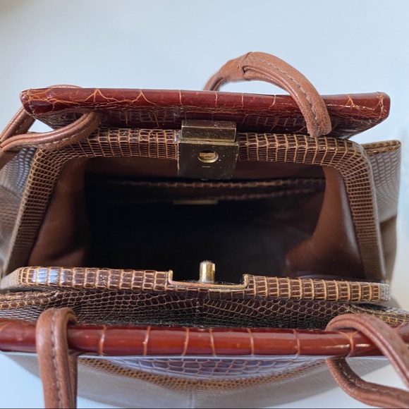 Vintage Luc Benoit 70s 80s Alligator Leather Bag. - Picture 7 of 13